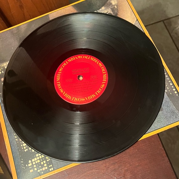 Marvin Gaye Midnight Love Vinyl Record - Picture 5 of 5